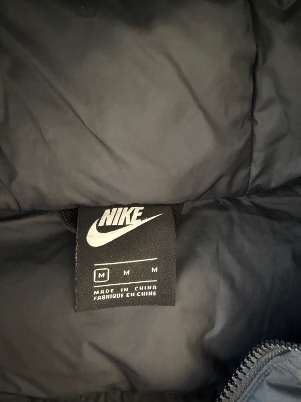 Nike Men’s Sportwear Winndrunner Down-Fill Hooded Jacket - Picture 4 of 5
